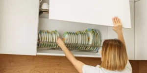 What Are the Best Ways to Organize Kitchen Cabinets?